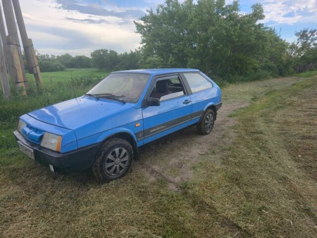 Синий ВАЗ 2108, объемом двигателя 1.3 л и пробегом 98 тыс. км за 1000 $, фото 1 на Automoto.ua