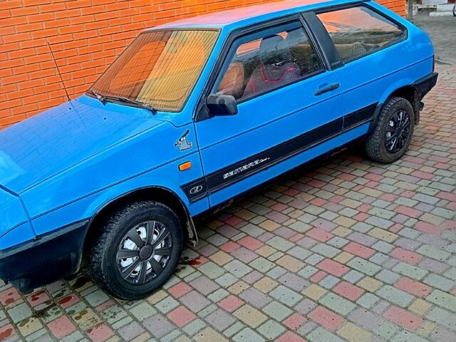 Синий ВАЗ 2108, объемом двигателя 1.3 л и пробегом 200 тыс. км за 610 $, фото 1 на Automoto.ua