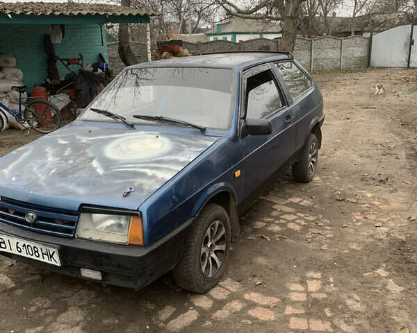 Синий ВАЗ 2108, объемом двигателя 1.3 л и пробегом 300 тыс. км за 900 $, фото 1 на Automoto.ua