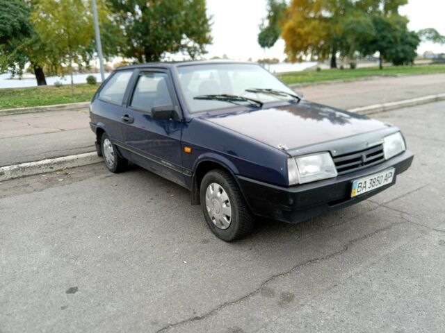 Синий ВАЗ 2108, объемом двигателя 1.5 л и пробегом 999 тыс. км за 650 $, фото 1 на Automoto.ua