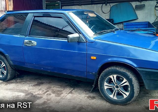 Синий ВАЗ 2108, объемом двигателя 15 л и пробегом 82 тыс. км за 1100 $, фото 1 на Automoto.ua