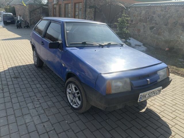 Синий ВАЗ 2108, объемом двигателя 1.3 л и пробегом 250 тыс. км за 450 $, фото 1 на Automoto.ua