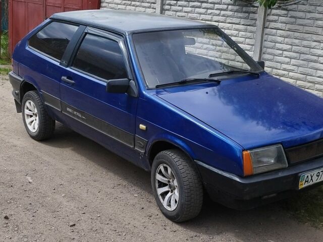 Синий ВАЗ 2108, объемом двигателя 1.5 л и пробегом 245 тыс. км за 1200 $, фото 1 на Automoto.ua