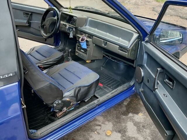 Синий ВАЗ 2108, объемом двигателя 1.5 л и пробегом 250 тыс. км за 1402 $, фото 1 на Automoto.ua