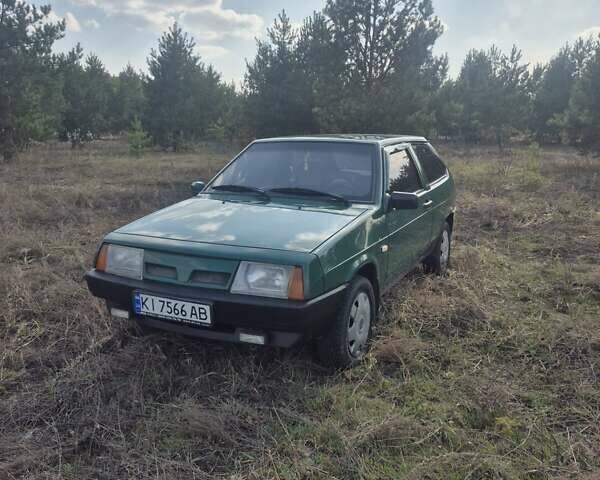 Зеленый ВАЗ 2108, объемом двигателя 1.5 л и пробегом 109 тыс. км за 1400 $, фото 1 на Automoto.ua