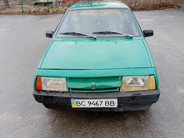 Зеленый ВАЗ 2108, объемом двигателя 1.3 л и пробегом 252 тыс. км за 400 $, фото 1 на Automoto.ua