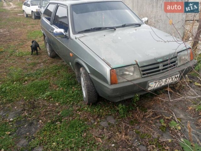 Зеленый ВАЗ 2108, объемом двигателя 0 л и пробегом 250 тыс. км за 500 $, фото 1 на Automoto.ua
