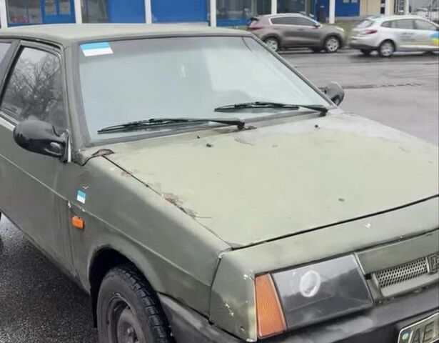 Зеленый ВАЗ 2108, объемом двигателя 1.5 л и пробегом 555 тыс. км за 426 $, фото 1 на Automoto.ua