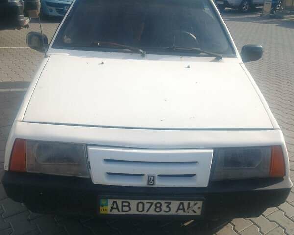 Зеленый ВАЗ 2108, объемом двигателя 0 л и пробегом 444 тыс. км за 400 $, фото 1 на Automoto.ua