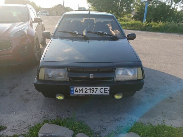 Зеленый ВАЗ 2108, объемом двигателя 1 л и пробегом 1 тыс. км за 833 $, фото 1 на Automoto.ua