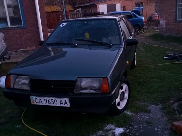 Зеленый ВАЗ 2108, объемом двигателя 1.6 л и пробегом 123 тыс. км за 1000 $, фото 1 на Automoto.ua