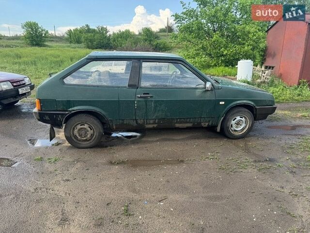 Зеленый ВАЗ 2108, объемом двигателя 1.5 л и пробегом 250 тыс. км за 600 $, фото 1 на Automoto.ua