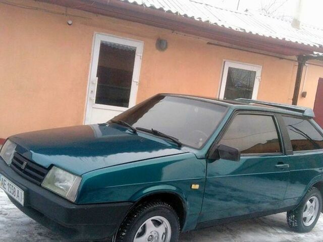 Зеленый ВАЗ 2108, объемом двигателя 1.5 л и пробегом 154 тыс. км за 14 $, фото 1 на Automoto.ua