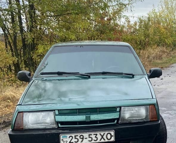 Зеленый ВАЗ 2108, объемом двигателя 1.5 л и пробегом 192 тыс. км за 550 $, фото 1 на Automoto.ua