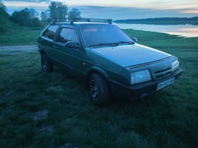 Зеленый ВАЗ 2108, объемом двигателя 1.3 л и пробегом 280 тыс. км за 1000 $, фото 1 на Automoto.ua