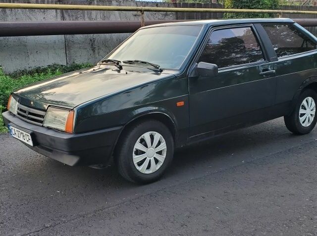 Зеленый ВАЗ 2108, объемом двигателя 1.5 л и пробегом 2 тыс. км за 750 $, фото 1 на Automoto.ua