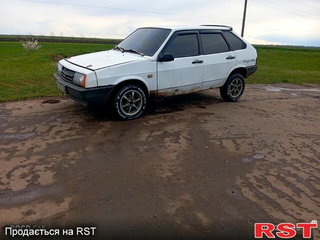 Белый ВАЗ 2109, объемом двигателя 1.5 л и пробегом 0 тыс. км за 850 $, фото 1 на Automoto.ua