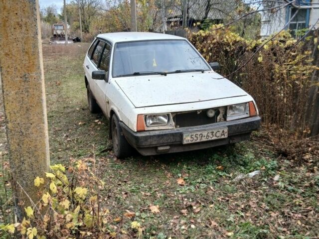 Белый ВАЗ 2109, объемом двигателя 0 л и пробегом 3 тыс. км за 400 $, фото 1 на Automoto.ua