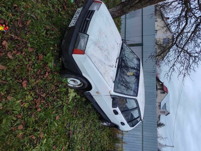 Білий ВАЗ 2109, об'ємом двигуна 1.3 л та пробігом 3 тис. км за 591 $, фото 1 на Automoto.ua