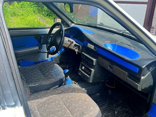 Белый ВАЗ 2109, объемом двигателя 1.3 л и пробегом 220 тыс. км за 700 $, фото 1 на Automoto.ua