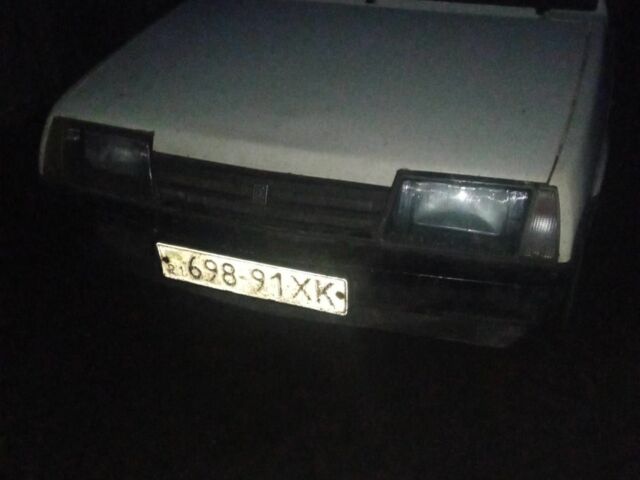 Белый ВАЗ 2109, объемом двигателя 0 л и пробегом 38 тыс. км за 350 $, фото 1 на Automoto.ua