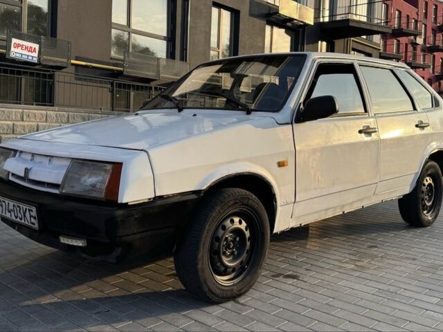 Білий ВАЗ 2109, об'ємом двигуна 1.5 л та пробігом 300 тис. км за 669 $, фото 1 на Automoto.ua