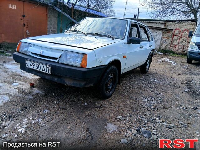Білий ВАЗ 2109, об'ємом двигуна 1.3 л та пробігом 250 тис. км за 636 $, фото 1 на Automoto.ua