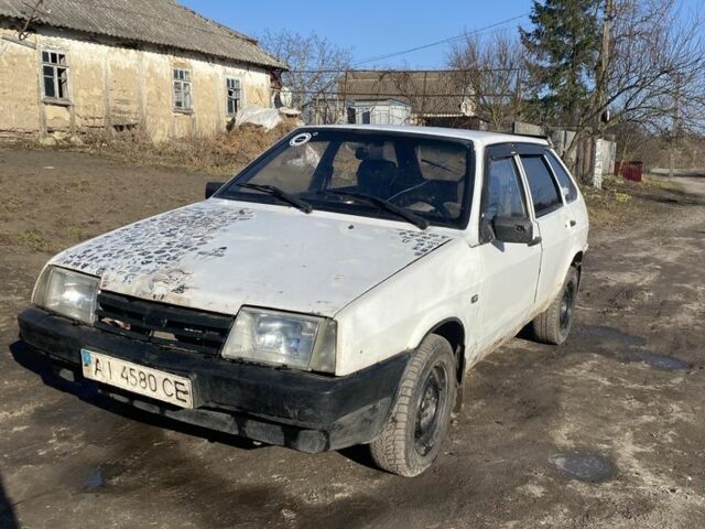 Білий ВАЗ 2109, об'ємом двигуна 1 л та пробігом 3 тис. км за 294 $, фото 1 на Automoto.ua