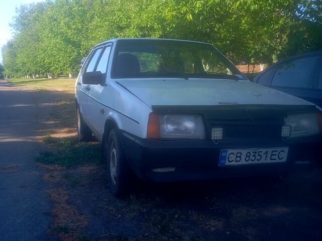 Белый ВАЗ 2109, объемом двигателя 1.3 л и пробегом 120 тыс. км за 600 $, фото 1 на Automoto.ua