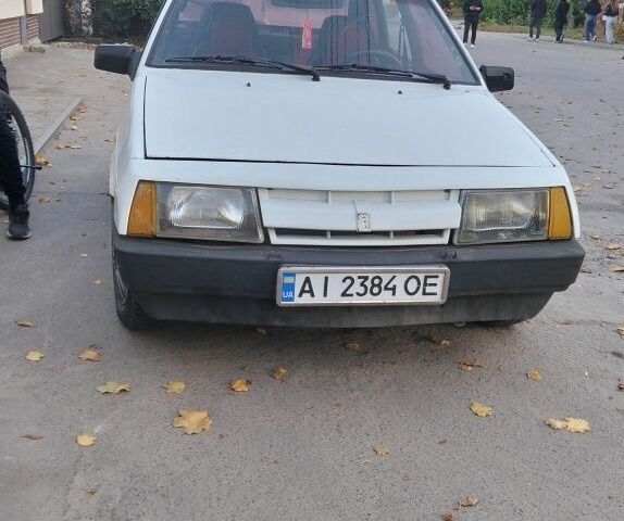 Белый ВАЗ 2109, объемом двигателя 1.3 л и пробегом 100 тыс. км за 1004 $, фото 1 на Automoto.ua