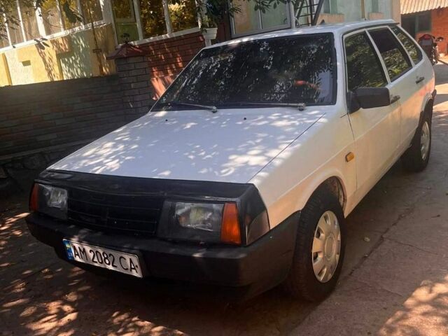 Білий ВАЗ 2109, об'ємом двигуна 1.3 л та пробігом 300 тис. км за 700 $, фото 1 на Automoto.ua