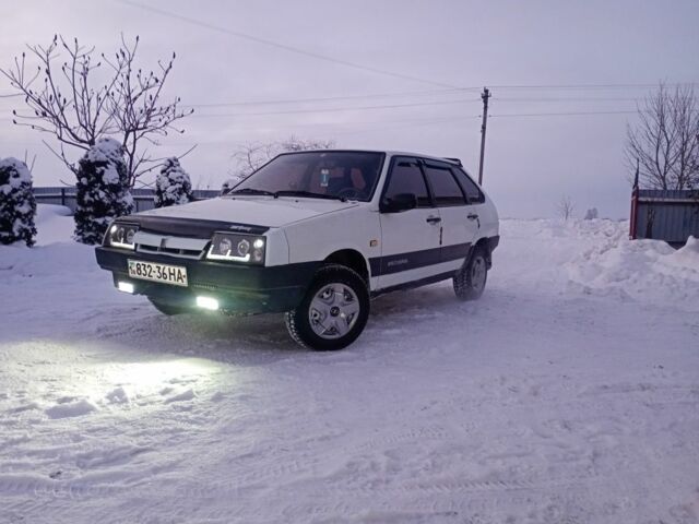 Білий ВАЗ 2109, об'ємом двигуна 0 л та пробігом 302 тис. км за 812 $, фото 1 на Automoto.ua