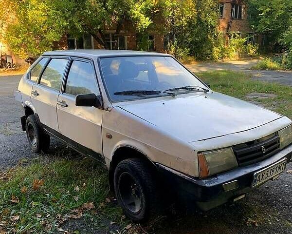Белый ВАЗ 2109, объемом двигателя 1.3 л и пробегом 100 тыс. км за 450 $, фото 1 на Automoto.ua