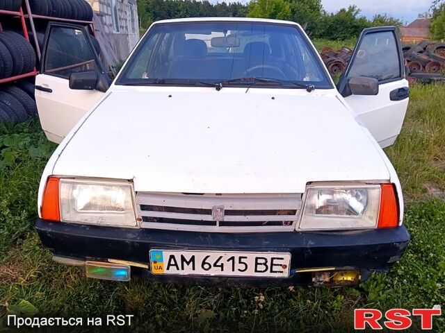 Белый ВАЗ 2109, объемом двигателя 1.5 л и пробегом 99 тыс. км за 850 $, фото 1 на Automoto.ua