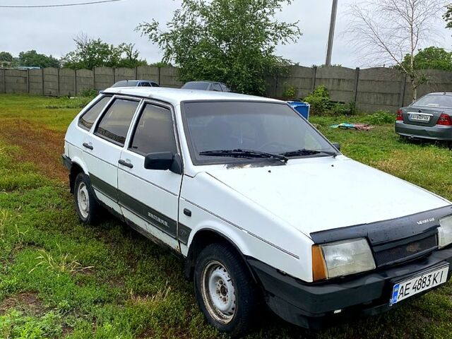 Белый ВАЗ 2109, объемом двигателя 1.6 л и пробегом 78 тыс. км за 670 $, фото 1 на Automoto.ua