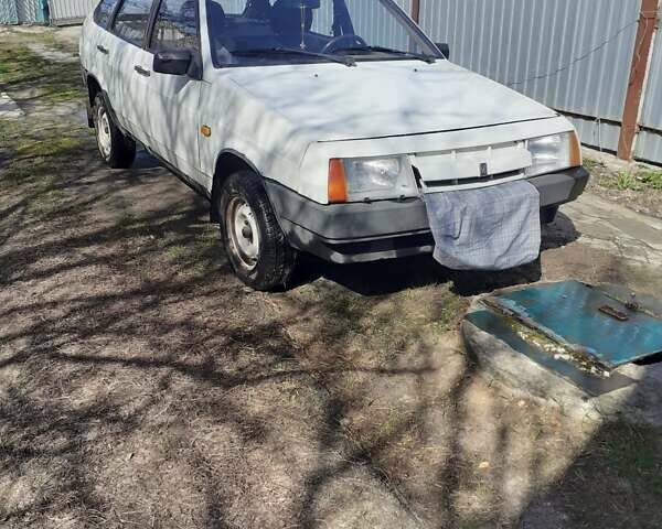 Белый ВАЗ 2109, объемом двигателя 1.3 л и пробегом 95 тыс. км за 3000 $, фото 1 на Automoto.ua