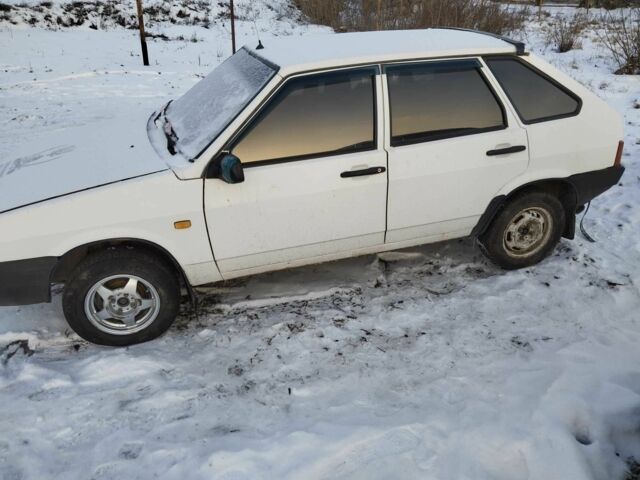 Белый ВАЗ 2109, объемом двигателя 1.3 л и пробегом 100 тыс. км за 850 $, фото 1 на Automoto.ua