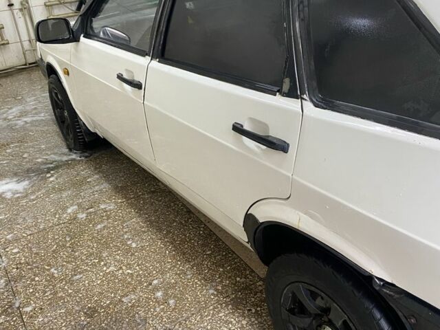 Белый ВАЗ 2109, объемом двигателя 1.5 л и пробегом 3 тыс. км за 1100 $, фото 1 на Automoto.ua