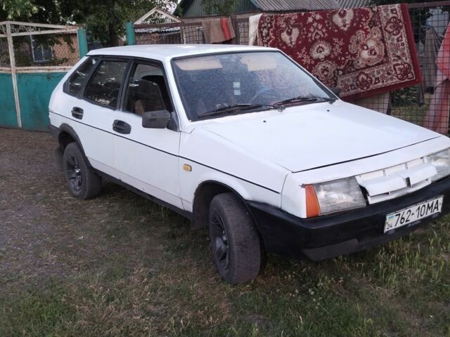 Белый ВАЗ 2109, объемом двигателя 0 л и пробегом 50 тыс. км за 896 $, фото 1 на Automoto.ua