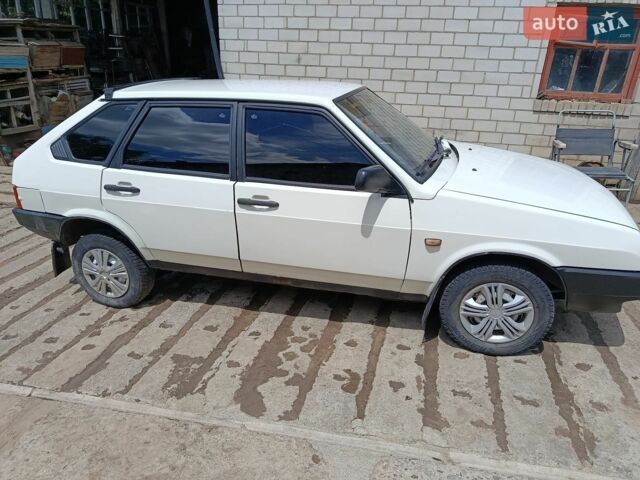 Белый ВАЗ 2109, объемом двигателя 1.3 л и пробегом 150 тыс. км за 1450 $, фото 1 на Automoto.ua