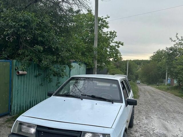 Білий ВАЗ 2109, об'ємом двигуна 1.3 л та пробігом 200 тис. км за 1200 $, фото 1 на Automoto.ua