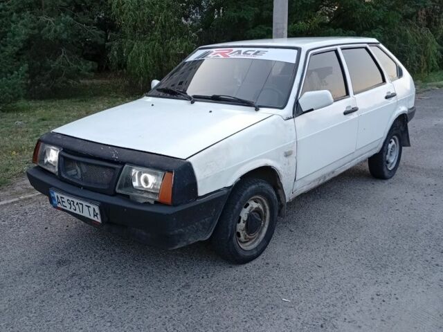 Белый ВАЗ 2109, объемом двигателя 1.3 л и пробегом 35 тыс. км за 494 $, фото 1 на Automoto.ua