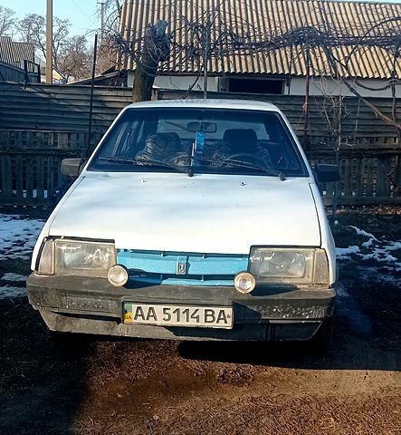Білий ВАЗ 2109, об'ємом двигуна 15 л та пробігом 300 тис. км за 800 $, фото 1 на Automoto.ua