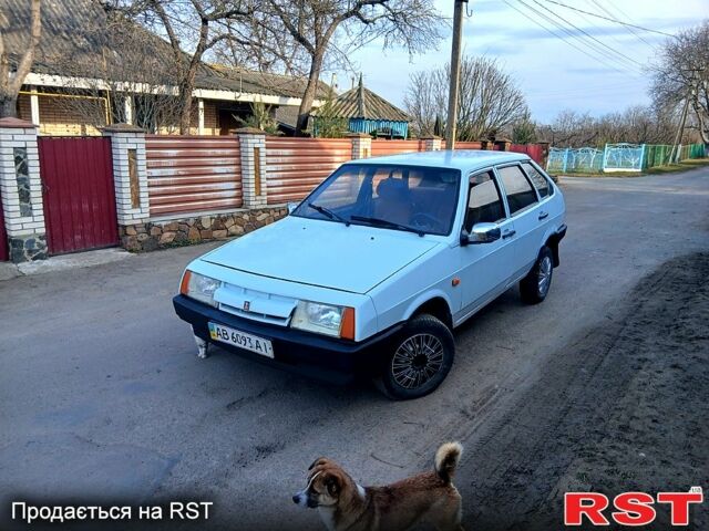 Белый ВАЗ 2109, объемом двигателя 1.5 л и пробегом 300 тыс. км за 850 $, фото 1 на Automoto.ua