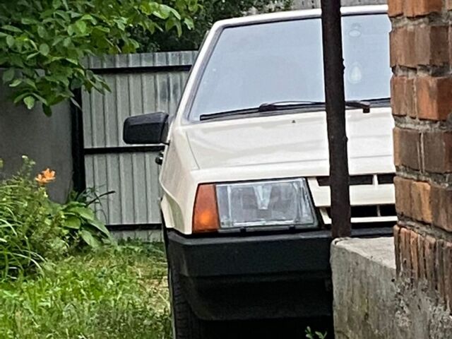 Білий ВАЗ 2109, об'ємом двигуна 1.3 л та пробігом 104 тис. км за 1500 $, фото 1 на Automoto.ua
