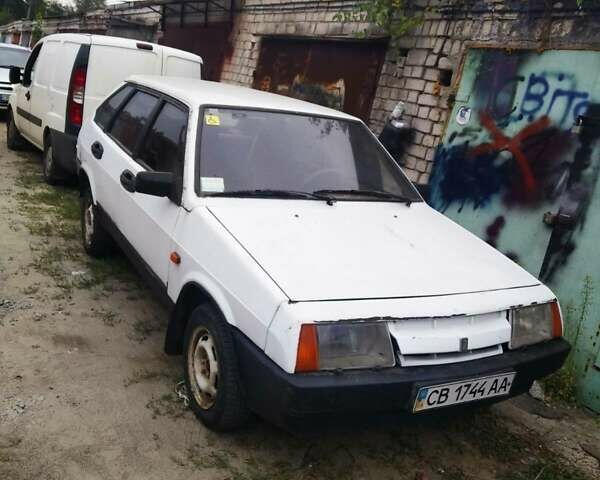 Белый ВАЗ 2109, объемом двигателя 1.29 л и пробегом 100 тыс. км за 1100 $, фото 1 на Automoto.ua