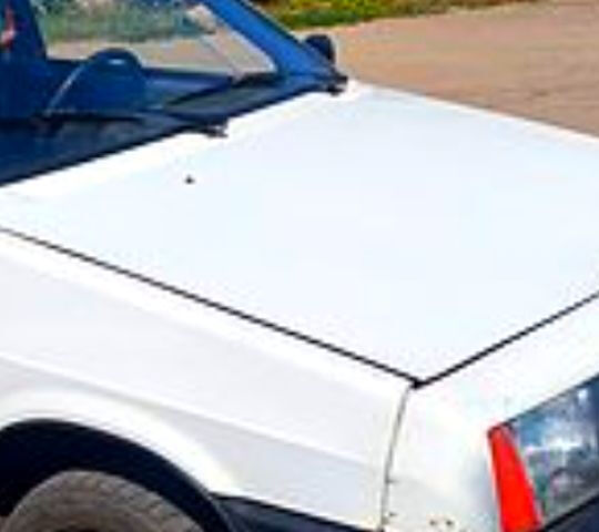 Белый ВАЗ 2109, объемом двигателя 1.5 л и пробегом 250 тыс. км за 499 $, фото 1 на Automoto.ua
