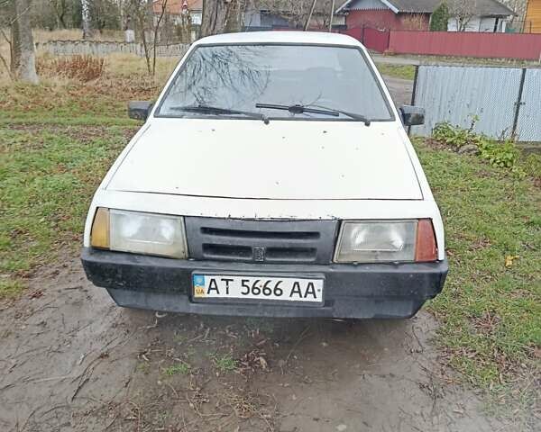 Белый ВАЗ 2109, объемом двигателя 1.3 л и пробегом 78 тыс. км за 650 $, фото 1 на Automoto.ua