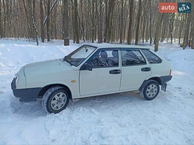 Белый ВАЗ 2109, объемом двигателя 1.3 л и пробегом 120 тыс. км за 1150 $, фото 1 на Automoto.ua