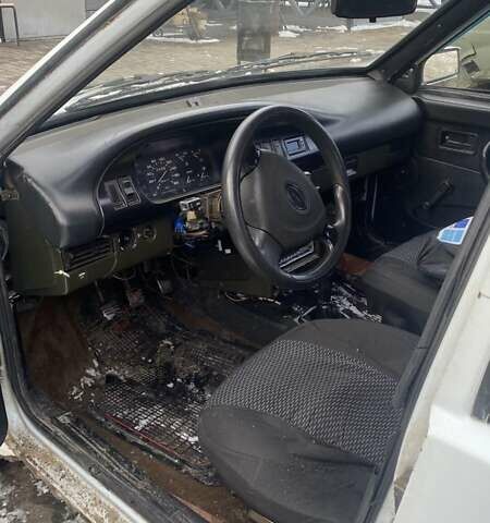 Белый ВАЗ 2109, объемом двигателя 1.5 л и пробегом 200 тыс. км за 800 $, фото 1 на Automoto.ua